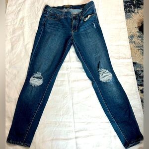 Women’s Denim Blue Jeans
